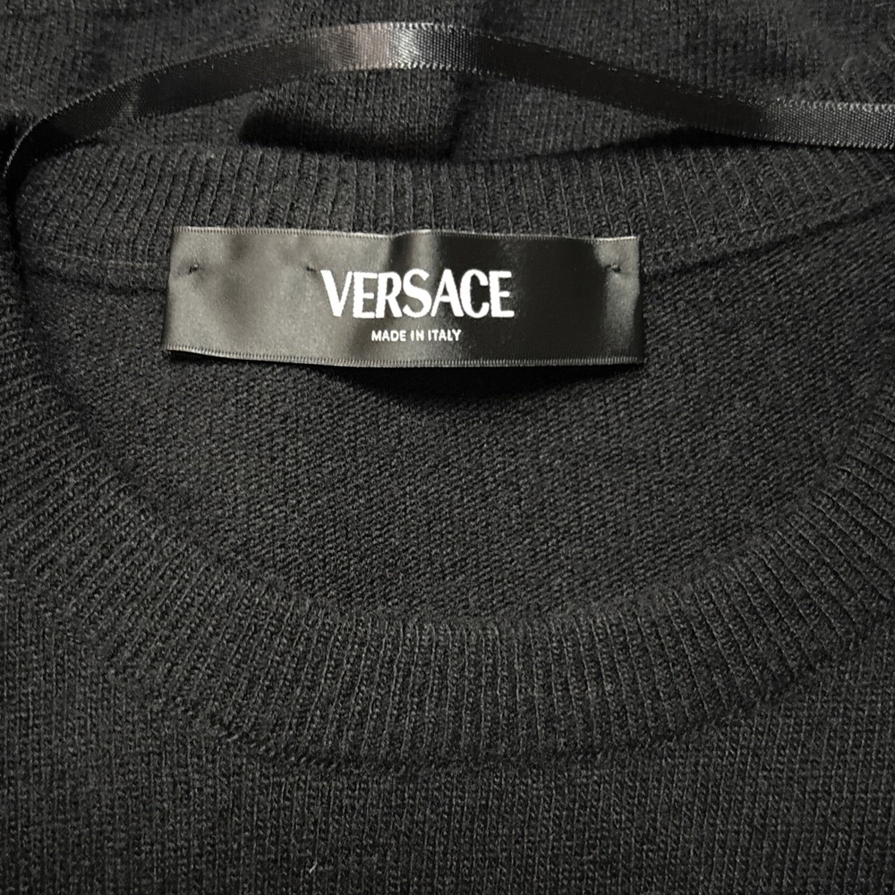 Versace Wool Buckle Sweater Black Size-42 US 6 Gold Hardware Made in Italy - Picture 6 of 15